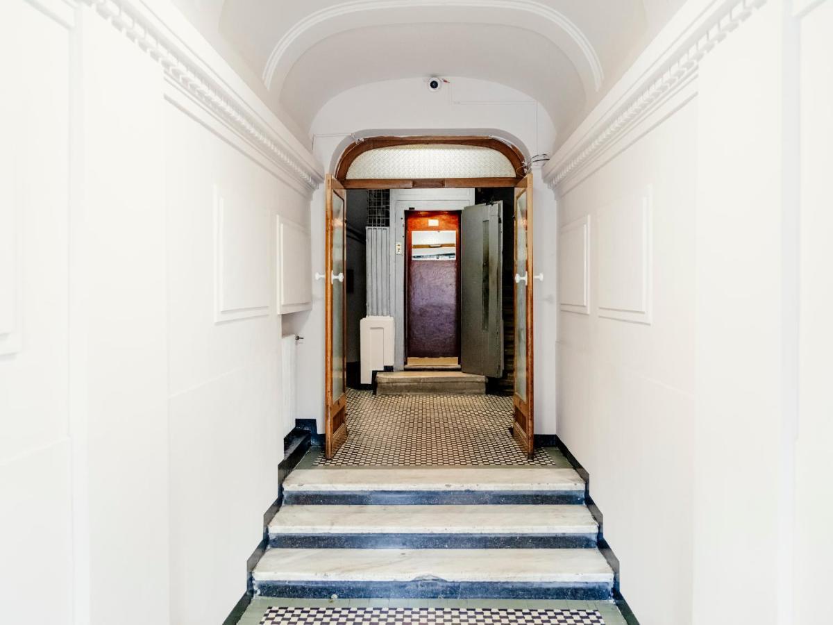 Lovely Vintage Double Studio In City Center Bucharest Exterior photo